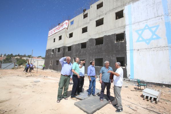 זעם על נתניהו ובנט: חייבים למנוע את ההריסה