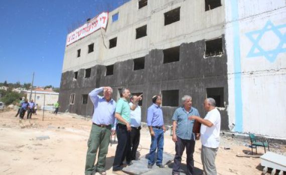 הלחץ עבד: ניתן אישור לבתי דריינוף בבית אל