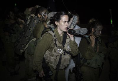 כמה נשים דתיות באמת מתגייסות לצבא, ולאן?