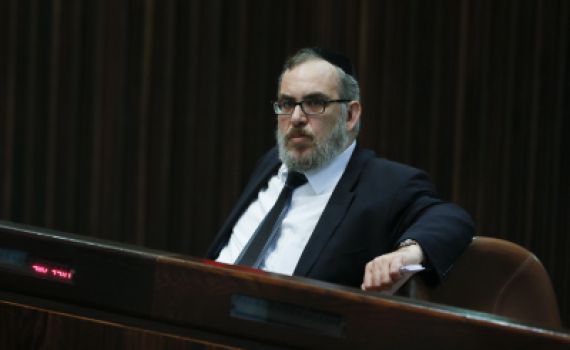 אחרי מועלם; גם יעקב אשר בדרך לכנסת?