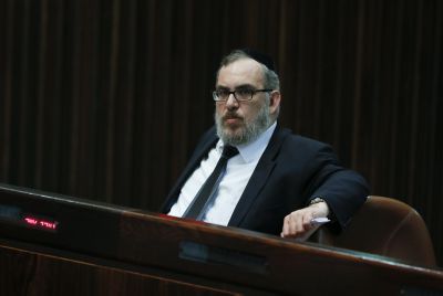 אחרי מועלם; גם יעקב אשר בדרך לכנסת?