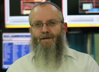 'הרב שיינברג מאיים להטיל עלינו קללות וכישופים'