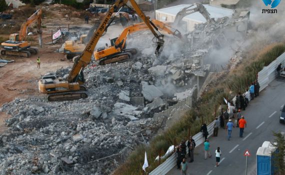 סוף עצוב: הושלמה הריסת בתי דריינוף בבית אל