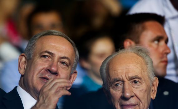 האשמים בהסכם הכניעה לאיראן: פרס ונתניהו