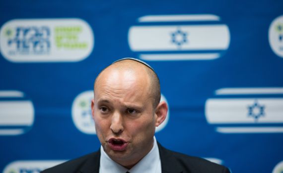 בנט הכריע: 'שוברים שתיקה' מחוץ לבית הספר