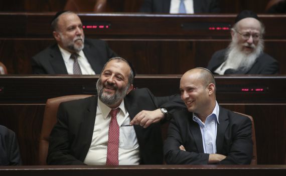 השקופים נשכחו: דרעי הצביע נגד חוק מע"מ 0