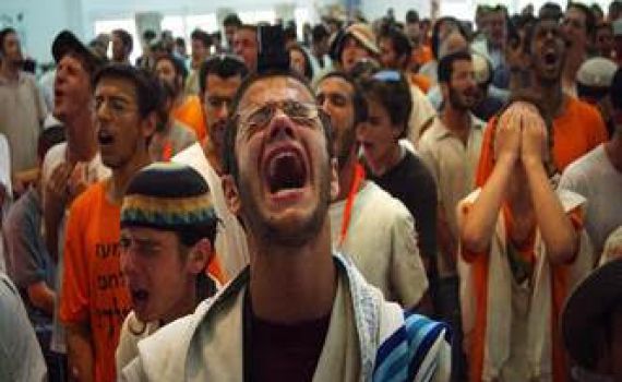 10 שנים להתנתקות: עכשיו בתערוכת צילומים