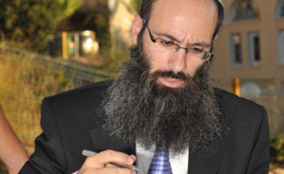 מניין החוצפה והעזות לערער על גדולי ישראל?!