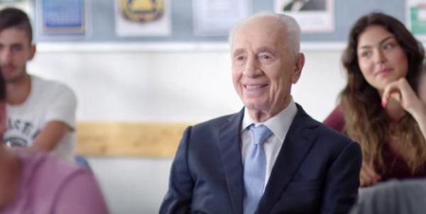 הפרזנטור למצליחנות של נפתלי בנט – שמעון פרס