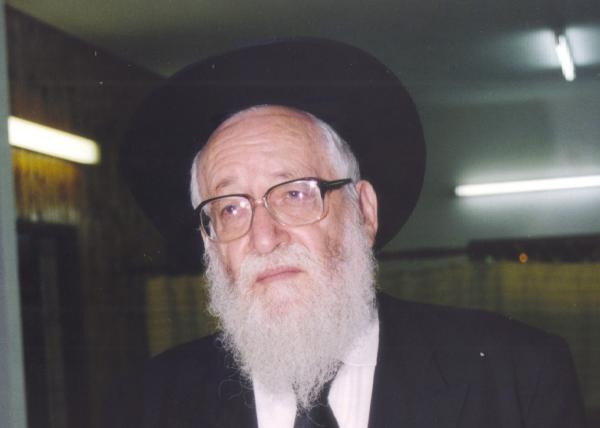 שלושת הרבנים הסרוגים יונצחו בעיר חיפה