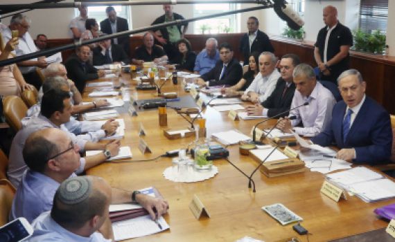 התקציב אושר: יעלון נמנע; הישגים נאים לבנט