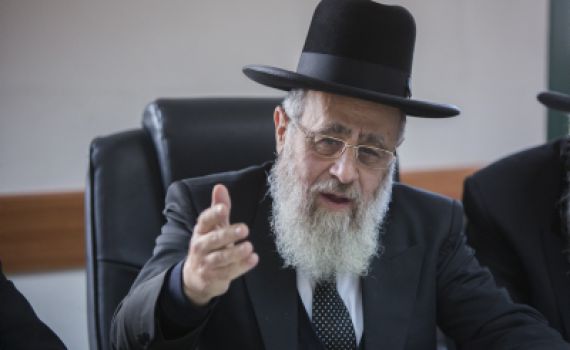 הרב בזק: "גם לרב יצחק יוסף אין כושר לדיינות"