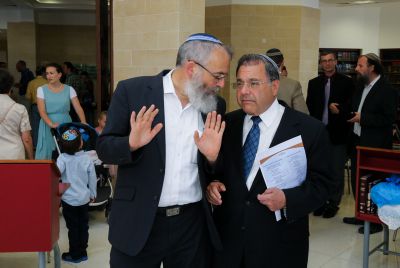 "הפרסומים לא נכונים; הכל נעשה על פי ההלכה"