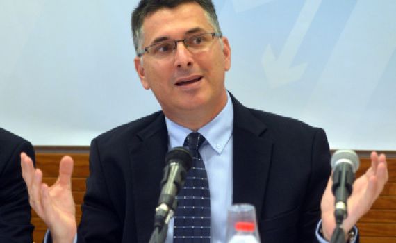 לאחר כשנה: גדעון סער חוזר לחיים הפוליטיים