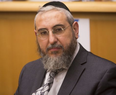 "התורה לא ירדה מהר סיני רק לאשכנז ולליטא"