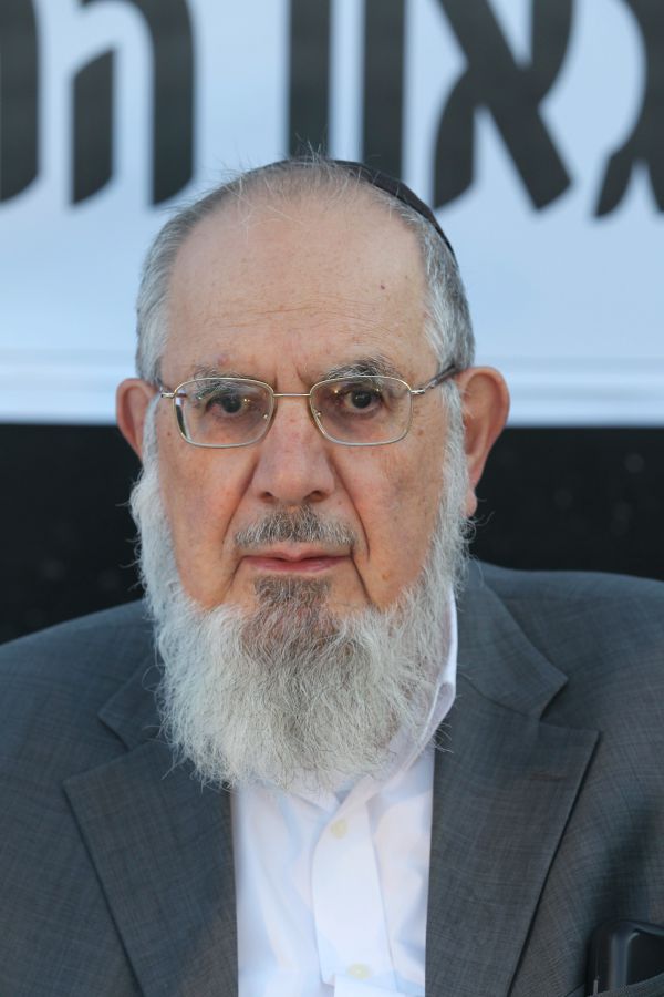 הרב רבינוביץ': אנחנו מחמירים בשלמות העם