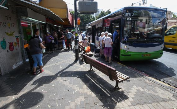 בשורה: השר כץ מוריד את תעריפי הנסיעה בתחב"צ