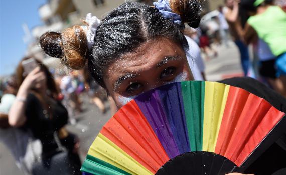 מצעד הגאווה? יותר נכון תהלוכה מנוונת חברה