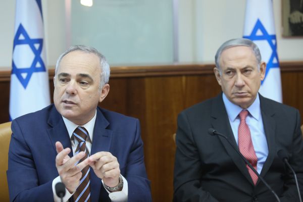 צפו: לנתניהו נמאס. חטף לשטייניץ את המקרופון