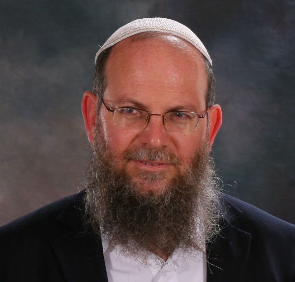 דווקא בחגים, בתי הכנסת של "הזקנים" נסגרים