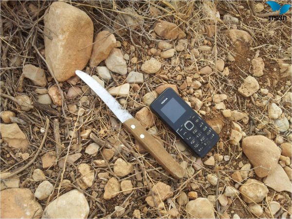 שני פלסטינים חמושים בסכין נעצרו ליד נריה