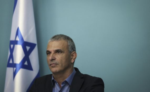 כחלון: "מוכן לפנות את כסאי לטובת בוז'י"