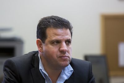 עודה לא רוצה את זועבי: 'בגלל היהודים היא בכנסת'