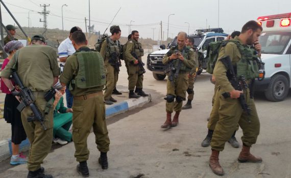 מחבלים פתחו באש לעבר רכב ישראלי בשומרון