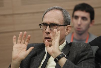 תופעה: נחמן שי יודיע על פרישה מהכנסת?