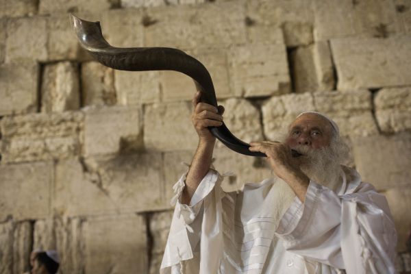 הלכות יום הכיפורים התשע"ו וזמני הצום