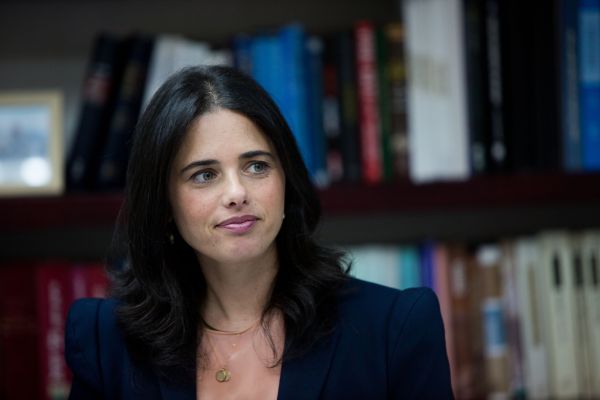 שקד בהתקפה: "מדינת ישראל חולה במשפטטת"