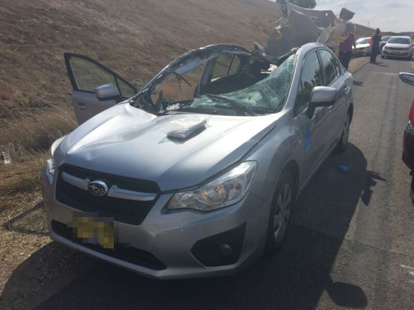 כביש 6: גלגל ניתק ממשאית והרג שתי נשים