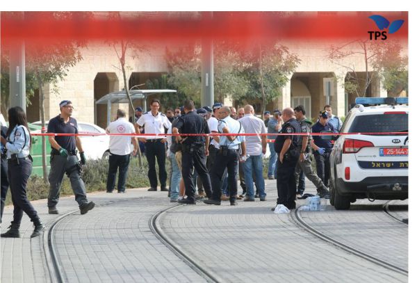 2 מחבלים דקרו נערים בפסגת זאב; בן 16 במצב אנוש