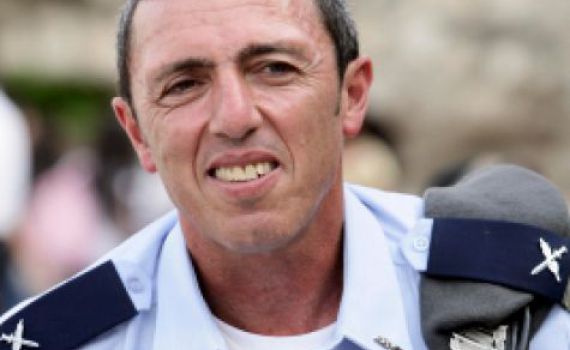 הרמטכ"ל נזף ברב פרץ: שילם משכורת מוגזמת