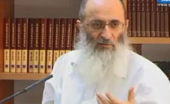 "להתחזק בלימוד תורה? שטויות במיץ עגבניות"