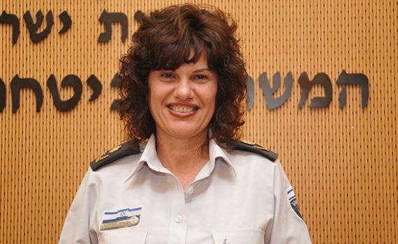 הסטוריה כפולה: עפרה קלינגר מונתה לנציבת שב"ס