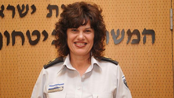 הסטוריה כפולה: עפרה קלינגר מונתה לנציבת שב"ס