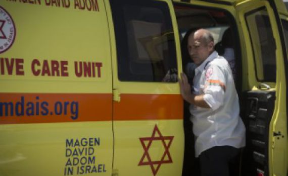 פצוע קשה בפיגוע דקירה בנתניה; המחבל נוטרל