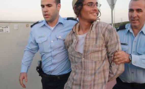 העצור המנהלי מאיר אטינגר פתח בשביתת רעב