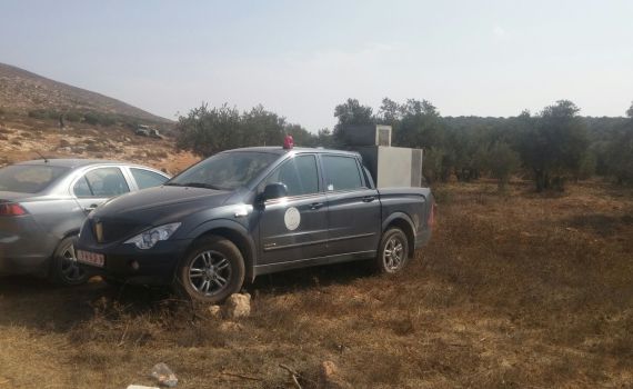 שוטרים פלסטינים במסיק ליד מקום הפיגוע