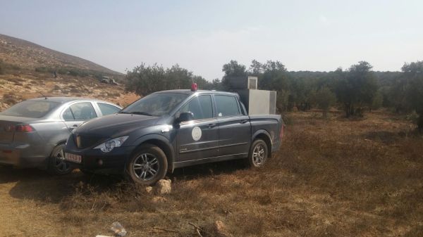 שוטרים פלסטינים במסיק ליד מקום הפיגוע