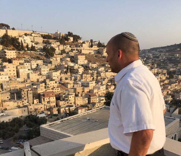 החג של בנט: הקפות במקום הרצח בירושלים