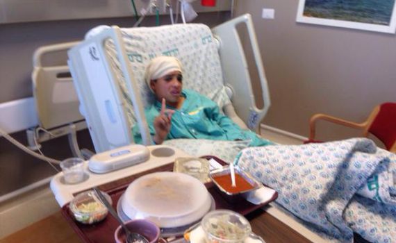 אבו מאזן אמר שהמחבל – מת; התמונות מראות – חי