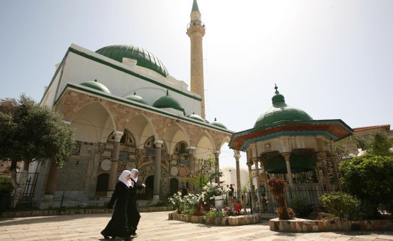 המשטרה ביקשה להרחיק תושב פ"ת ממסגדים