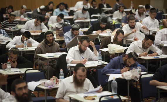 תוך חודש: נהלים חדשים למבחני הרבנות והדיינות