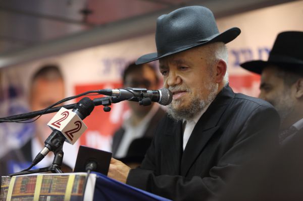 הרב מאיר מאזוז: "עלייה להר הבית אינה באיסור כרת"