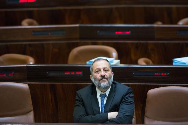 איתן כבל על דרעי: "אלי ישי לפחות דיבר אמת"