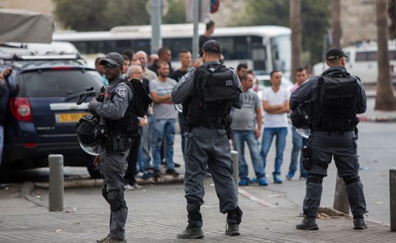 פיגוע דקירה בצומת אדם: ישראלית פצועה קשה