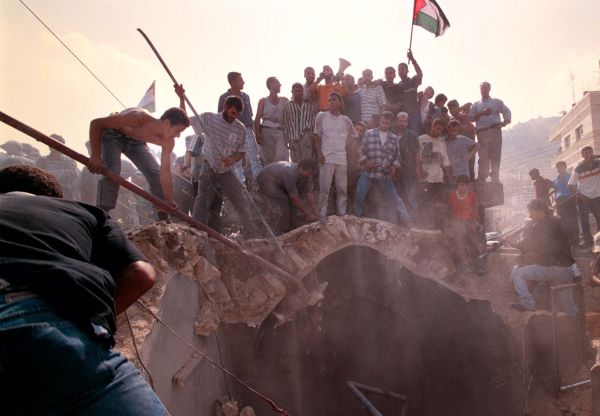 "להחזיר את השליטה הישראלית בקבר יוסף"