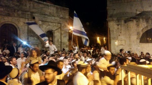 צפו: הקפות שניות במקום בו בוצע הרצח